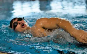 Sporteignungstest Anforderungen Schwimmen, Leichtatheltik und Turnen